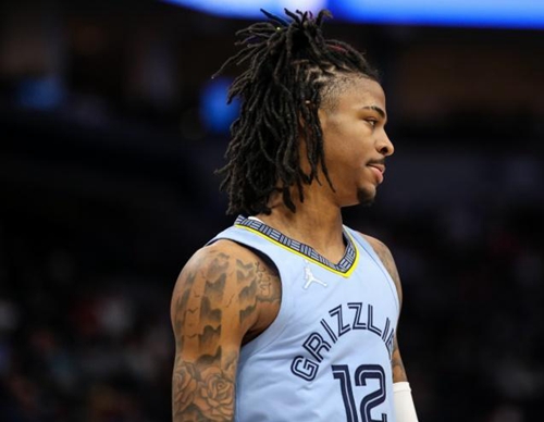 他展现了非 他展现了非